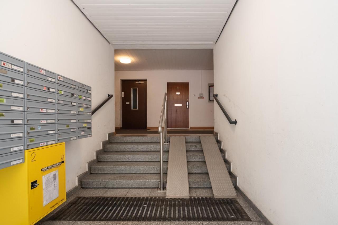 Helles, Neues Dg Apartment Mit Blick Zum Donauturm Bécs Kültér fotó